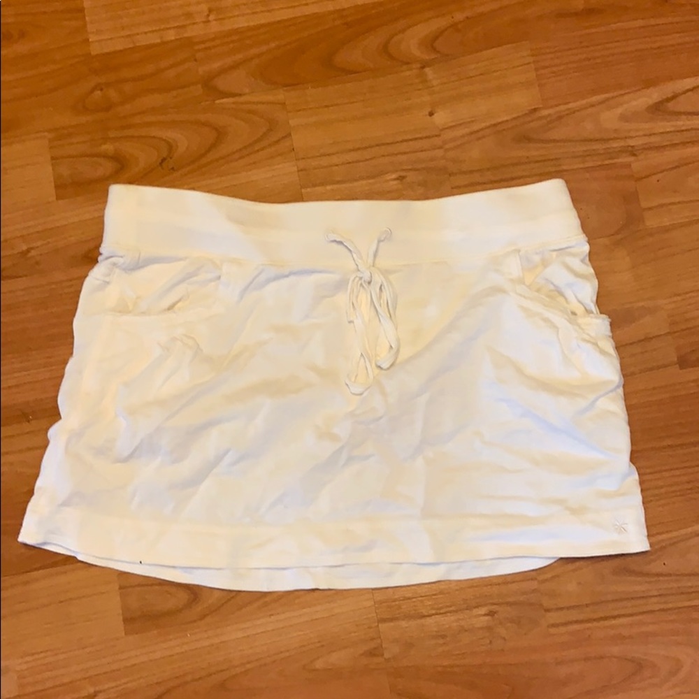 White cotton skirt